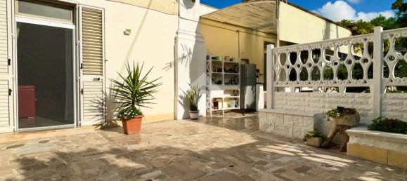 5 غرف نوم شقة في Monte Sant'Angelo, Italy رقم 89644 28