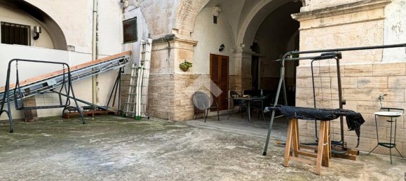 5 غرف نوم شقة في Monte Sant'Angelo, Italy رقم 89644 19