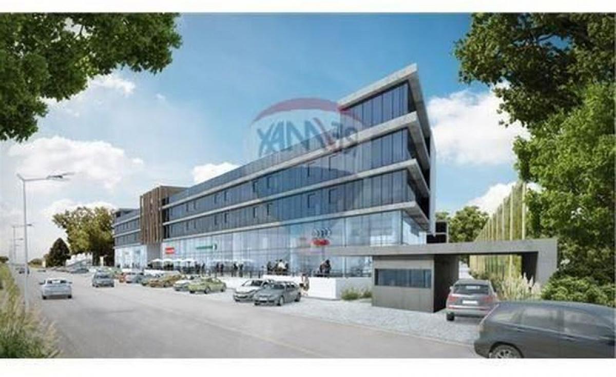 56m² Office in Moreno, Argentina No. 22664