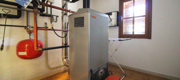 5غرفة فيلا في Udine, Italy رقم 68125 38