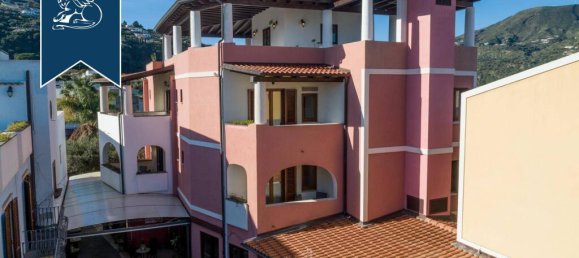 Hotel de 40 dormitorios en Lipari, Italy No. 370924 27