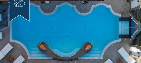 Hotel de 40 dormitorios en Lipari, Italy No. 370924 43