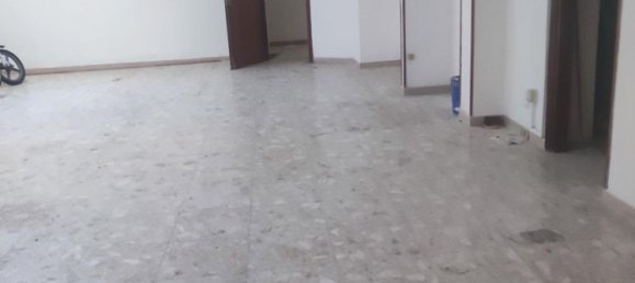 Bureau à Brindisi, Italy 121m² No. 348376 2