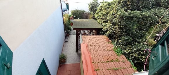 Dúplex de 2 habitaciónes en Rosignano Marittimo, Italy No. 81318 8