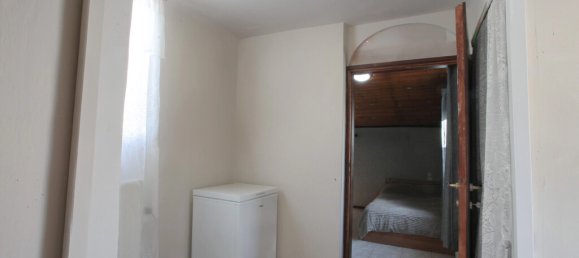 Коммерческая недвижимость с 3 спальнями в Пирей, Греция № 1965 25