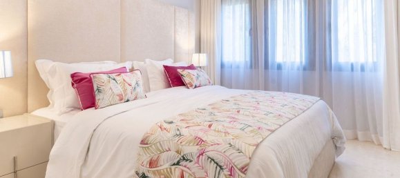 3 bedrooms Penthouse in Estepona, Spain No. 189652 23