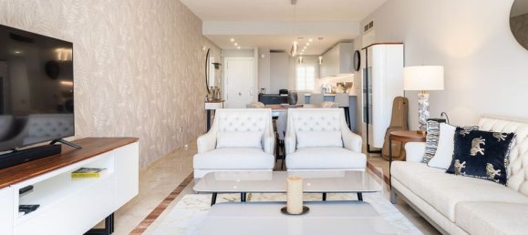 3 bedrooms Penthouse in Estepona, Spain No. 189652 15