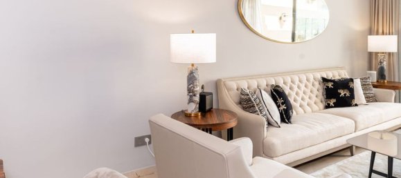 3 bedrooms Penthouse in Estepona, Spain No. 189652 9