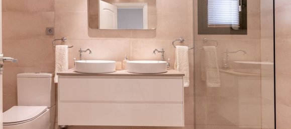 3 bedrooms Penthouse in Estepona, Spain No. 189652 26