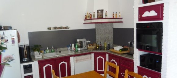 6 chambres Maison à La Loupe, France No. 104458 2