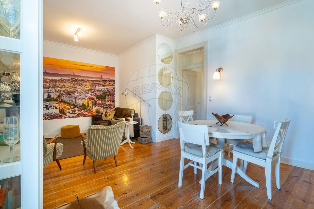 2 bedrooms Apartment in Lisbon, Portugal No. 94181