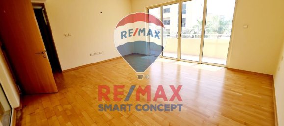 Moradia em banda T4 em Al Raha Gardens, UAE N.º 31993 5