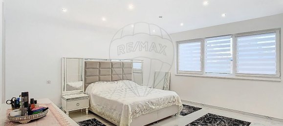 5 bedrooms House in Ingersheim, France No. 53433 11