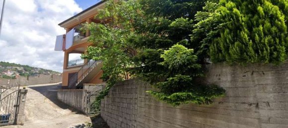 6 rooms Apartment in Sersale, Italy No. 186134 15