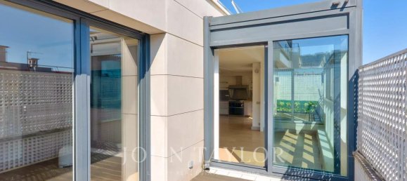 Dúplex de 4 dormitorios en Paris, France No. 360772 4