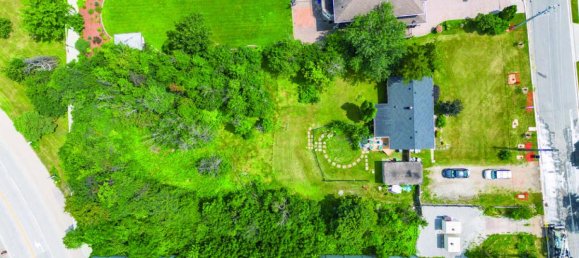 818m² Land in Mississauga, Canada No. 1477 2