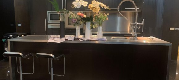 Apartamento com 2 quartos em condomínio em Sathon, Thailand N.º 8666 3