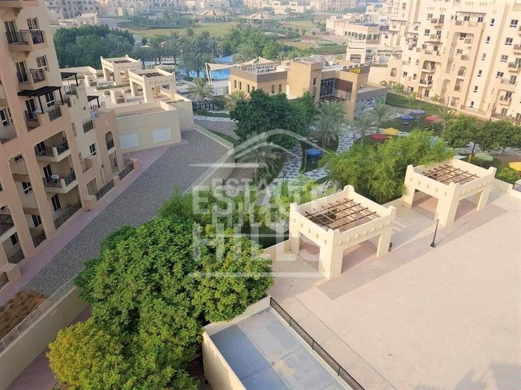 Apartamento T3 em Remraam, UAE N.º 5327