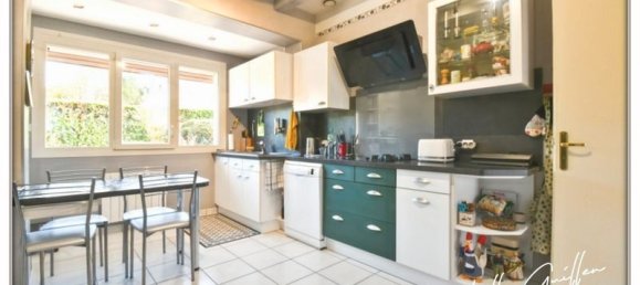 3 bedrooms House in Vallenay, France No. 155777 10