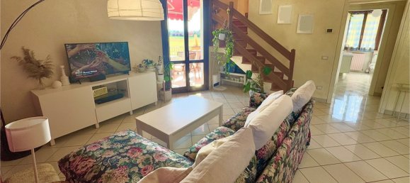 4 bedrooms Duplex in Reggio Emilia, Italy No. 372333 9