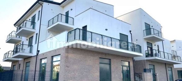 1 room Garage in Fermo, Italy No. 272716 7