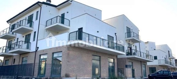 1 room Garage in Fermo, Italy No. 272716 6