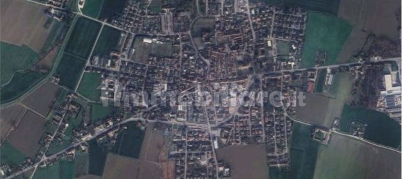 1 room Building in Monticelli d'Ongina, Italy No. 207043 7