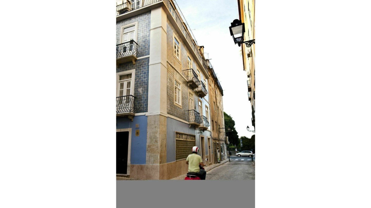 13 غرف نوم بناية في Lisbon, Portugal رقم 122572