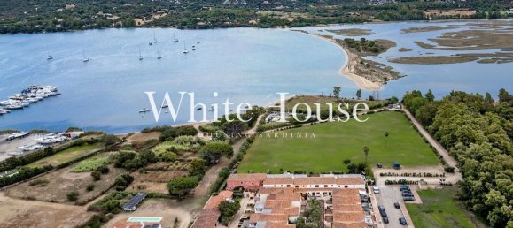 7 rooms Villa in Arzachena, Italy No. 277792 2