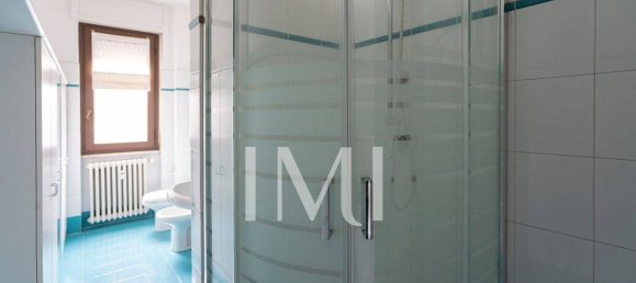 Квартира с 5 комнатами в Милан, Италия № 242442 30