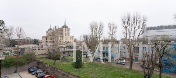 Квартира с 5 комнатами в Милан, Италия № 242442 8