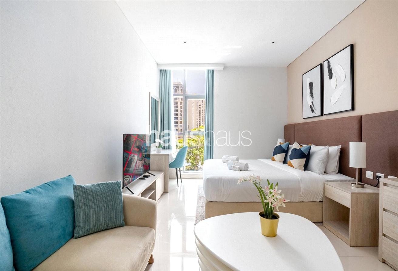 Studio in Palm Jumeirah, UAE No. 99128