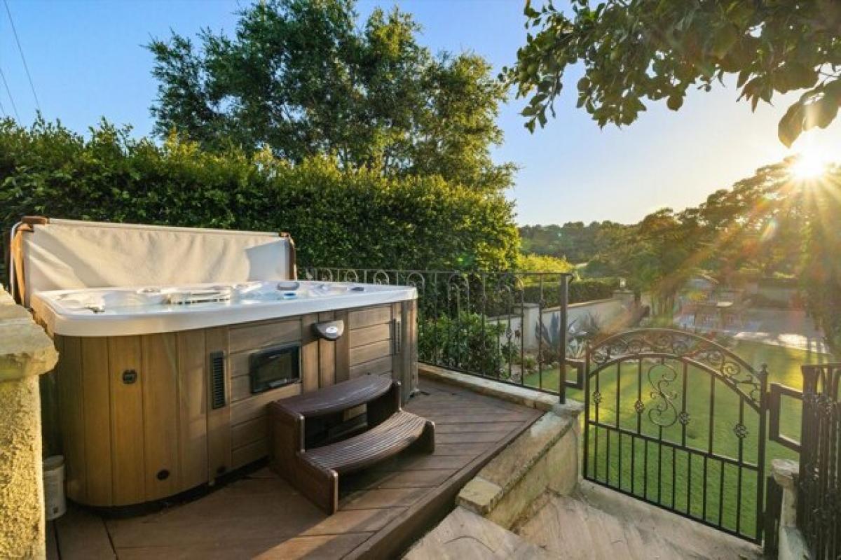 5 bedrooms House in Santa Barbara, USA No. 393406