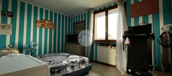 Квартира с 2 спальнями в Камизано, Италия № 329468 14