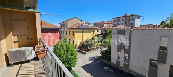 Apartamento de 2 dormitorios en Voghera, Italy No. 118667 15