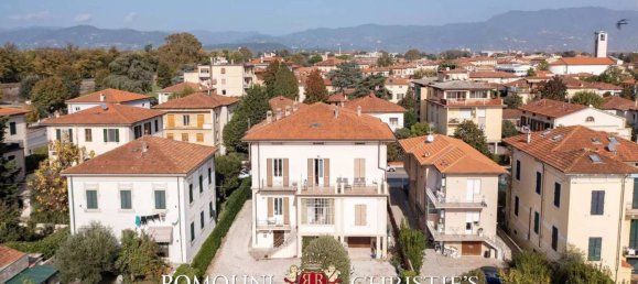 6 chambres Villa à Lucca, Italy No. 135677 4