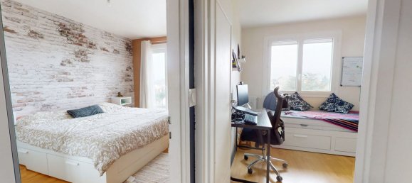 2 chambres Appartement à Orléans, France No. 334024 3