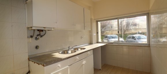 Apartamento de 3 dormitorios en Loures, Portugal No. 94685 4