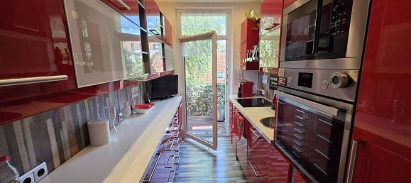 Квартира с 3 спальнями в Фюрт, Германия № 261397 5