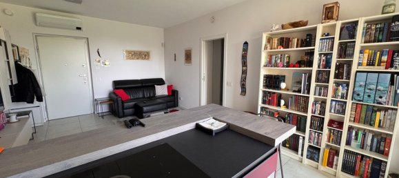 Apartamento de 2 dormitorios en Vignate, Italy No. 360532 11