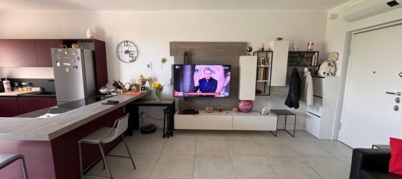 Apartamento de 2 dormitorios en Vignate, Italy No. 360532 8
