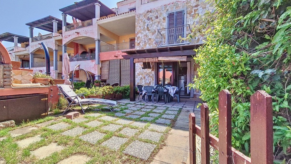 2 Schlafzimmer Wohnung in Castelsardo, Italy, Nr. 390426