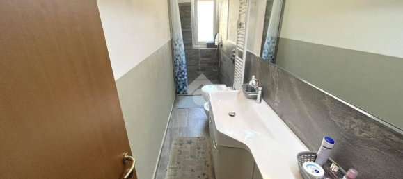 1 chambre Appartement à Milan, Italy No. 268387 30