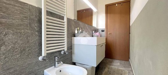 1 chambre Appartement à Milan, Italy No. 268387 16