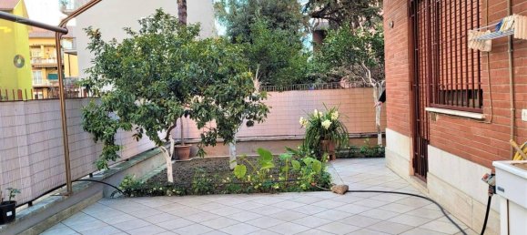 2 rooms Apartment in Rome, Italy No. 32532 4