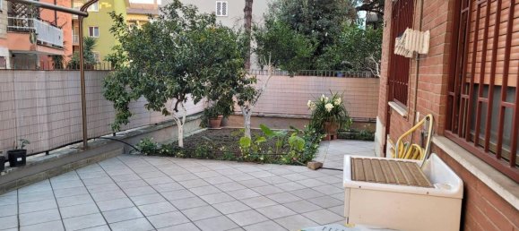 2 rooms Apartment in Rome, Italy No. 32532 7