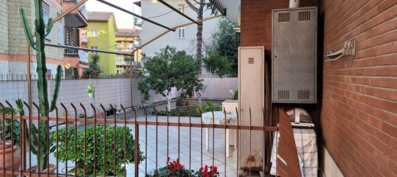 2 rooms Apartment in Rome, Italy No. 32532 6