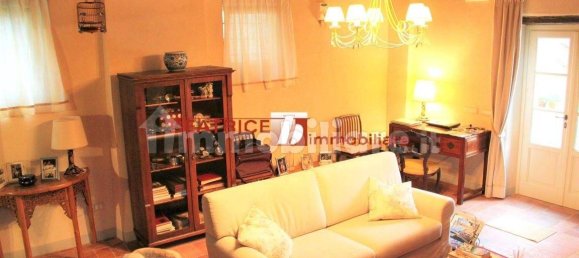 7 bedrooms House in Capannori, Italy No. 11007 6