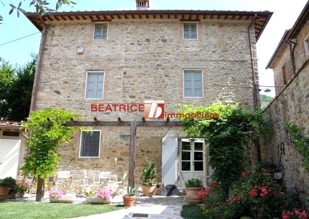 7 bedrooms House in Capannori, Italy No. 11007