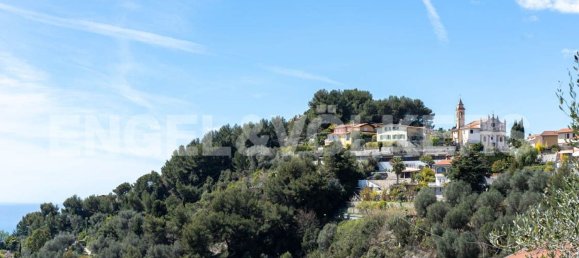 Casa de 5 habitaciónes en Ventimiglia, Italy No. 68627 26